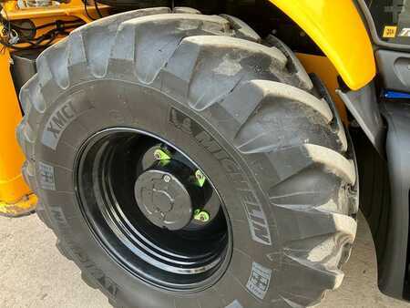 Rigid Backhoe Loader 2022 JCB 3CX (12)