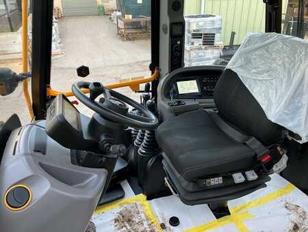 Rigid Backhoe Loader 2022 JCB 3CX (17)