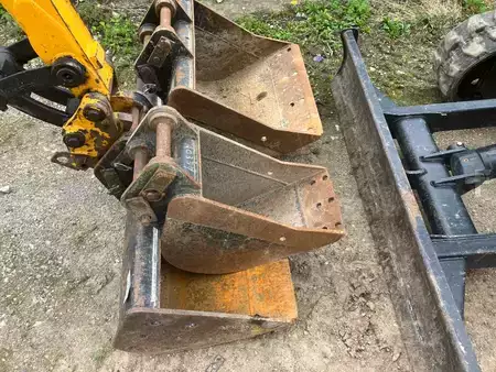 Mini kotrógép 2023 JCB 8026 CTS (8)