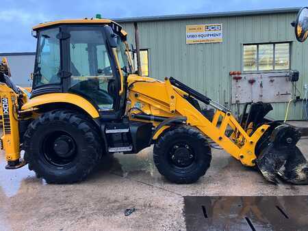 Rigid Backhoe Loader 2022 JCB 3CX (1)