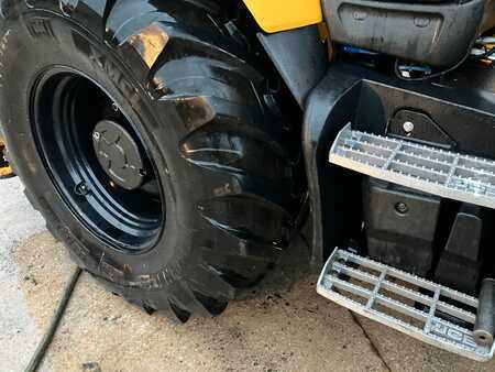 Rigid Backhoe Loader 2022 JCB 3CX (11)