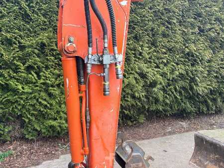 Minibagger 2009 Hitachi ZX 25 CLR 2.5 ton minigraver sorteerknijper dubbel (11)