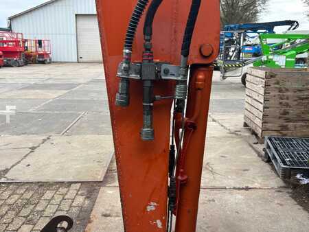 Minibagger 2009 Hitachi ZX 25 CLR 2.5 ton minigraver sorteerknijper dubbel (8)