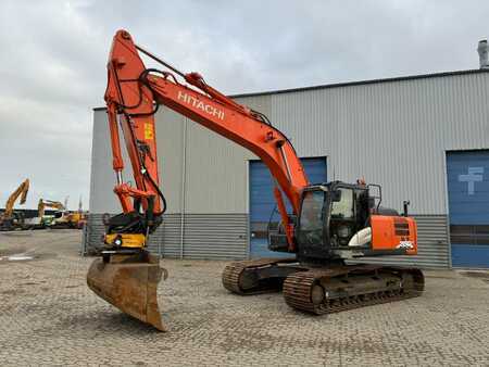 Hitachi ZX 250 LC-6