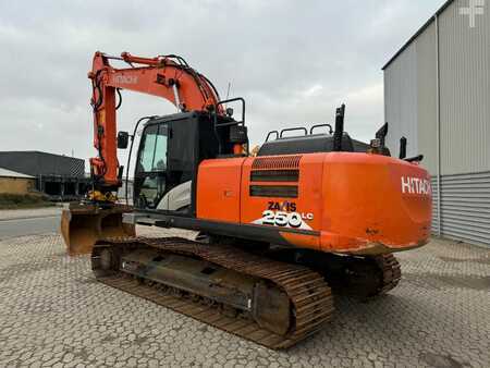 Hitachi ZX 250 LC-6