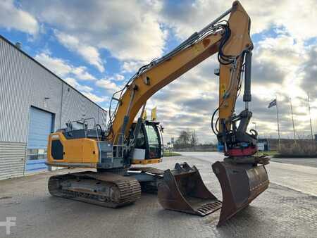 Korečková rýpadla 2020 Liebherr R 926 (4)