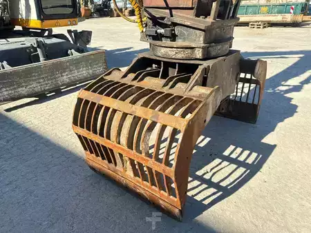 Pelles sur chenilles 2019 Liebherr LH 22 (14)