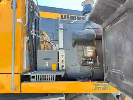 Pelles sur chenilles 2019 Liebherr LH 22 (17)