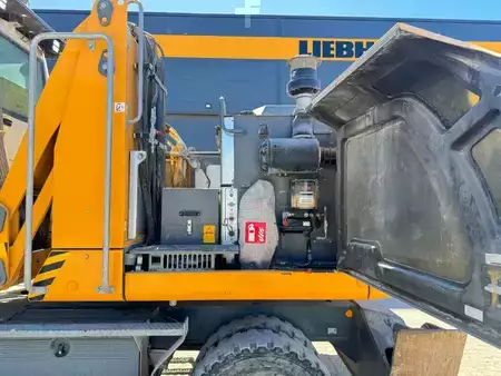 Pelles sur chenilles 2019 Liebherr LH 22 (18)