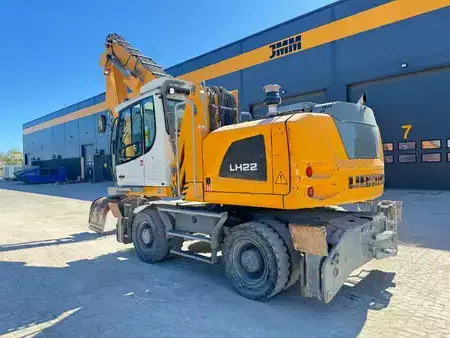 Pelles sur chenilles 2019 Liebherr LH 22 (7)