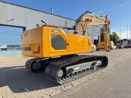 Lánctalpas kotrógép 2026 Liebherr R 924 (5)