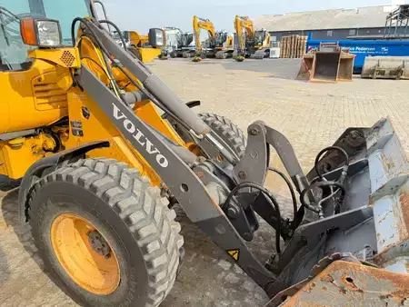 Radlader 2013 Volvo L 25 F (11)