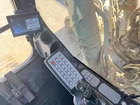 Pelles sur chenilles 2019 Liebherr R 930 (10)