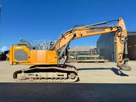 Pelles sur chenilles 2019 Liebherr R 930 (4)