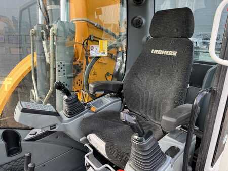 Bæltegraver 2019 Liebherr R 914 (6)