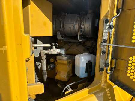 Escavadora de rastos 2020 Caterpillar 310 (18)