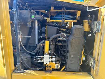 Escavadora de rastos 2020 Caterpillar 310 (19)