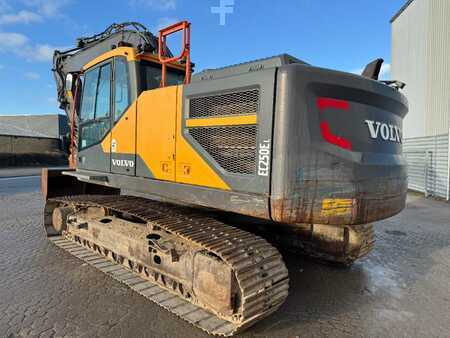 Koparki gąsienicowe 2016 Volvo EC 250 EL (6)