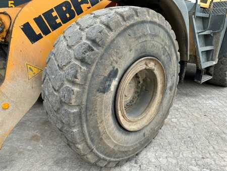 Liebherr L580