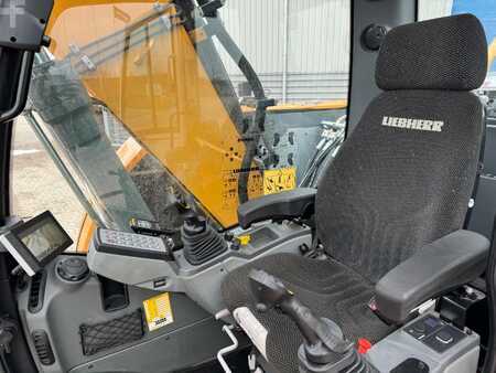 Kettenbagger 2021 Liebherr R 914 Compact (6)