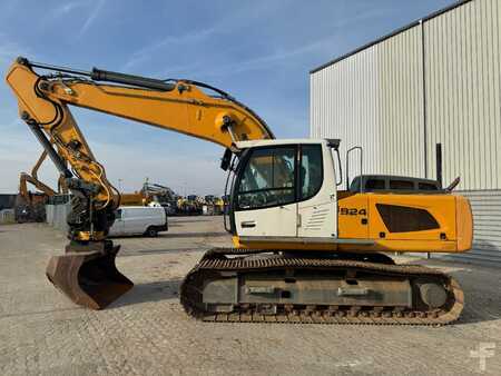 Korečková rýpadla 2013 Liebherr R 924 (6)