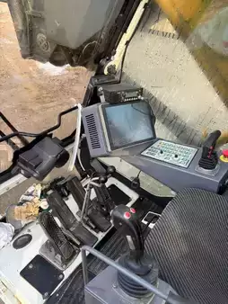 Escavadora de cabos 2011 Liebherr HS 855 HD (8)