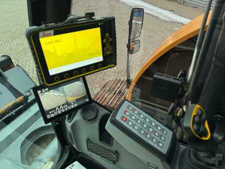 Pelles sur chenilles 2022 Liebherr R 920 (14)