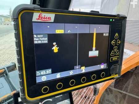 Pelles sur chenilles 2022 Liebherr R 920 (16)