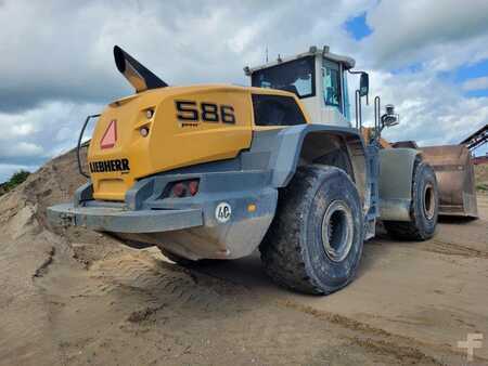 Radlader 2017 Liebherr L 586 (2)