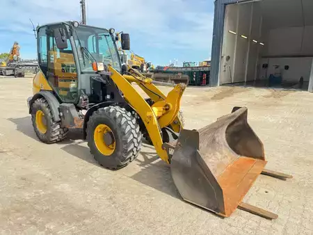 Kolové nakladače 2015 Komatsu WA 70-7 (3)