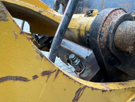 Kompakt lastare 2017 Caterpillar 906 (11)