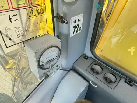 Mobil grävmaskin 2012 Komatsu PW 200-7 (12)