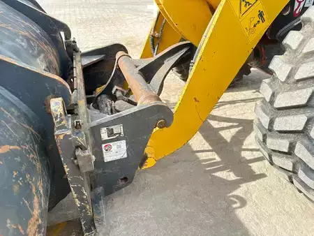 Kolové nakladače 2016 Komatsu WA70-7 (11)