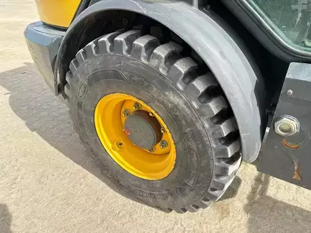 Kolové nakladače 2016 Komatsu WA70-7 (16)