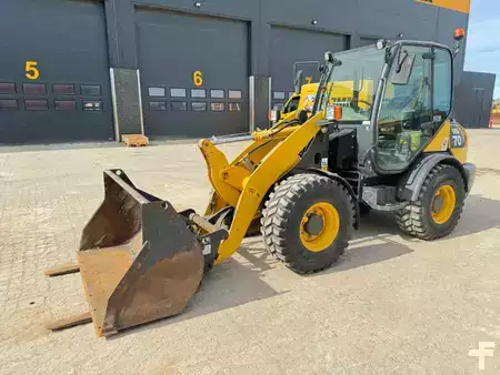 Kolové nakladače 2016 Komatsu WA70-7 (2)
