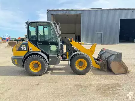 Kolové nakladače 2016 Komatsu WA70-7 (4)