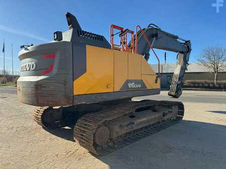 Lánctalpas kotrógép 2016 Volvo EC 250 EL (4)