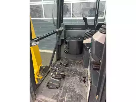 Minibagger 2018 Komatsu PC 16 R-3HS Minibagger 1770kg (13)