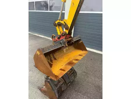 Minibagger 2018 Komatsu PC 16 R-3HS Minibagger 1770kg (9)