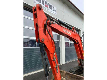 Kubota U35-3a3 Minibagger Kurzheckbagger 3590kg