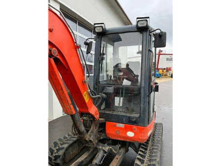 Kubota U35-3a3 Minibagger Kurzheckbagger 3590kg