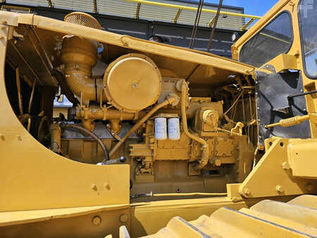 Pipelaying chenille  1976 Caterpillar 594H (15)
