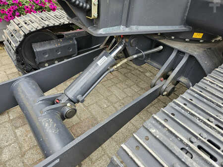 DEVELON DX60E-10N