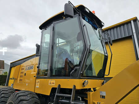 Grejdry 2024 XCMG GR165 (11)