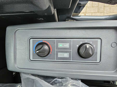 Mini excavadoras 2025 Hyundai HX60PRO (13)