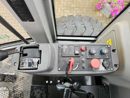 Grejdry 2025 XCMG GR165 (13)
