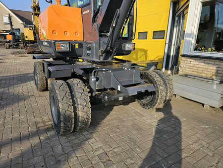 Mobilní bagry 2024 DEVELON DX60WN ECO-1 (7)