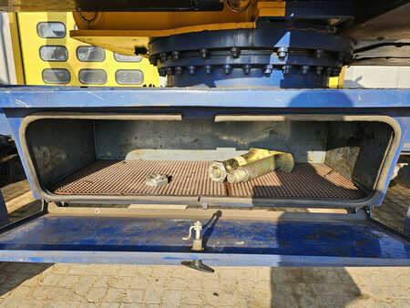 Mobilkran 2008 Terex TM270 (16)