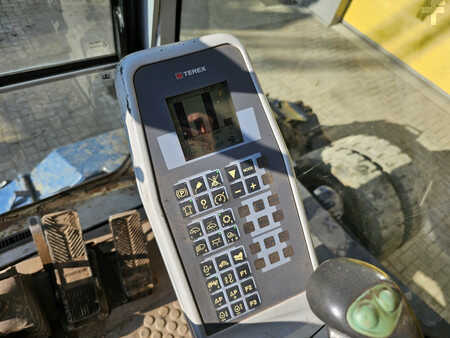 Mobilkran 2008 Terex TM270 (18)