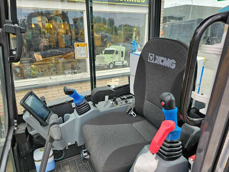 Mini-koparki 2025 XCMG XE27U (14)